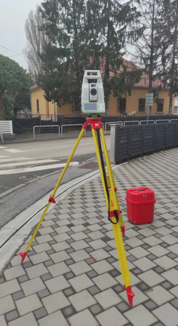 Total station Leica TS60